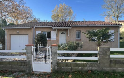 Maison T4 de 90m2 à Nailloux
