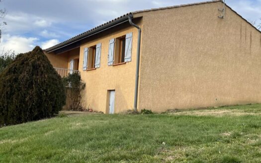 Maison de 94 m2 sur une parcelle de 637 m2 Vue Pyrénées